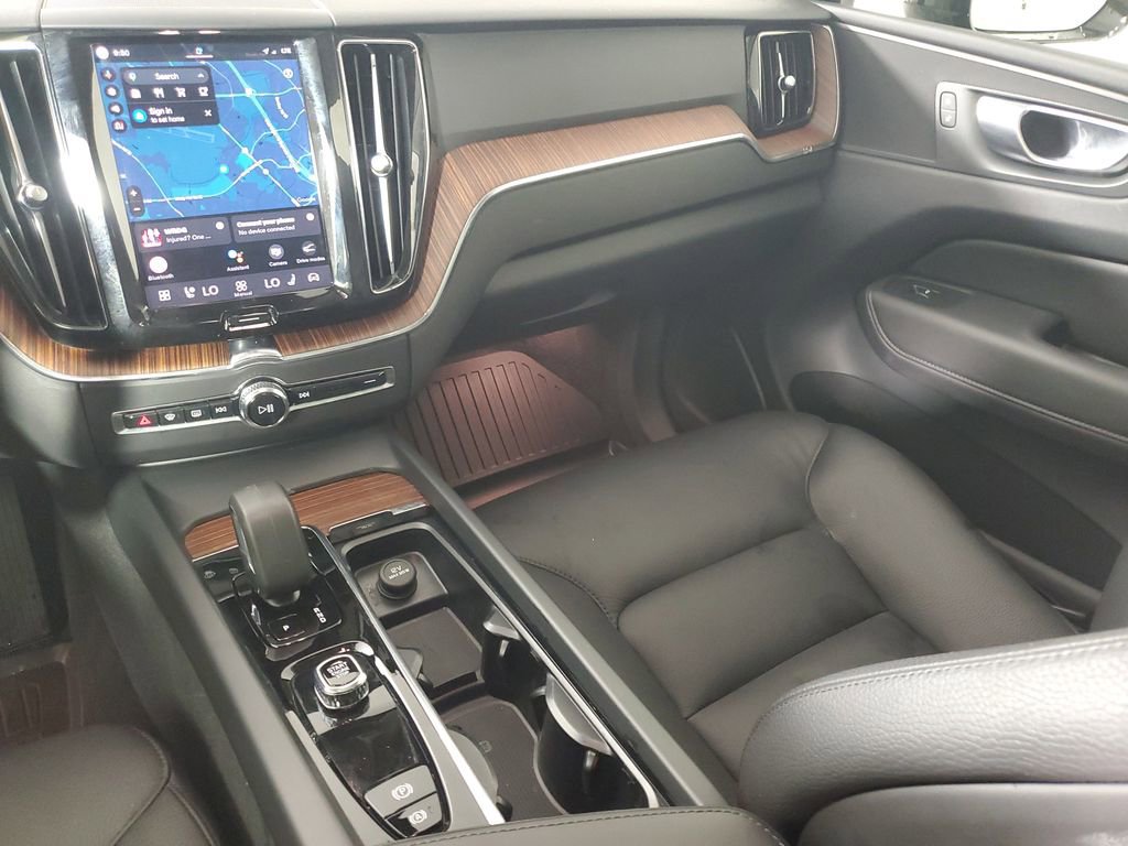 2024 Volvo Xc60 B5 Plus