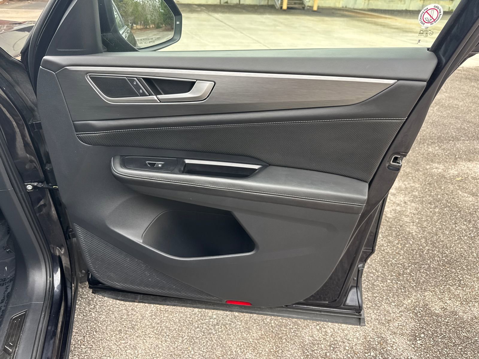 2025 Volkswagen Atlas Cross Sport SE