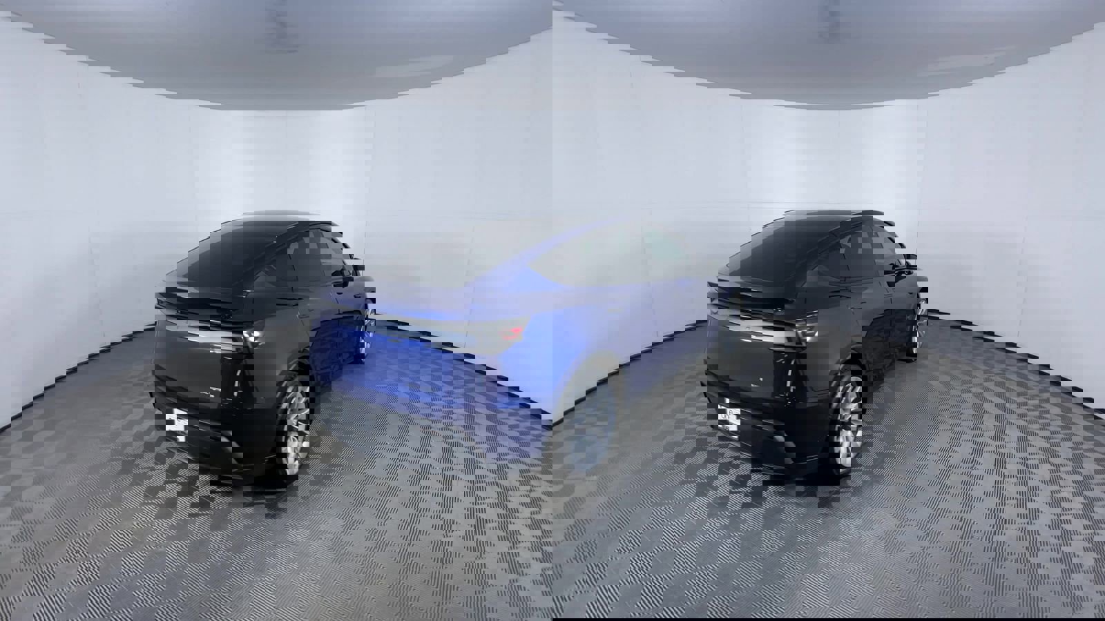 2026 Tesla Model Y AWD