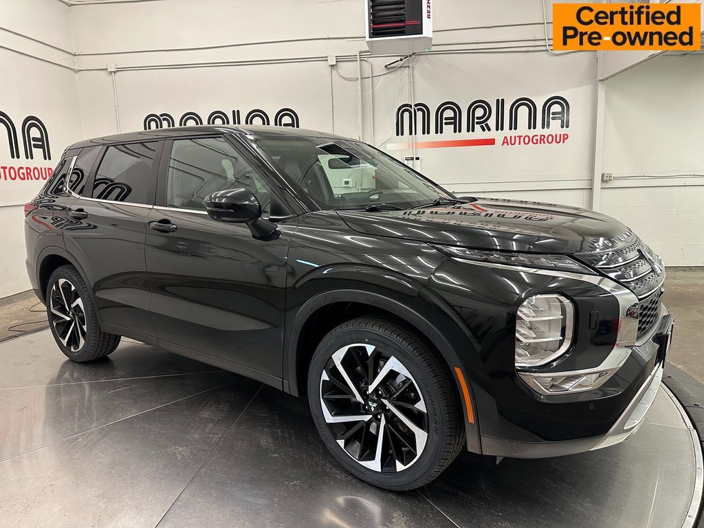 2022 Mitsubishi Outlander SE