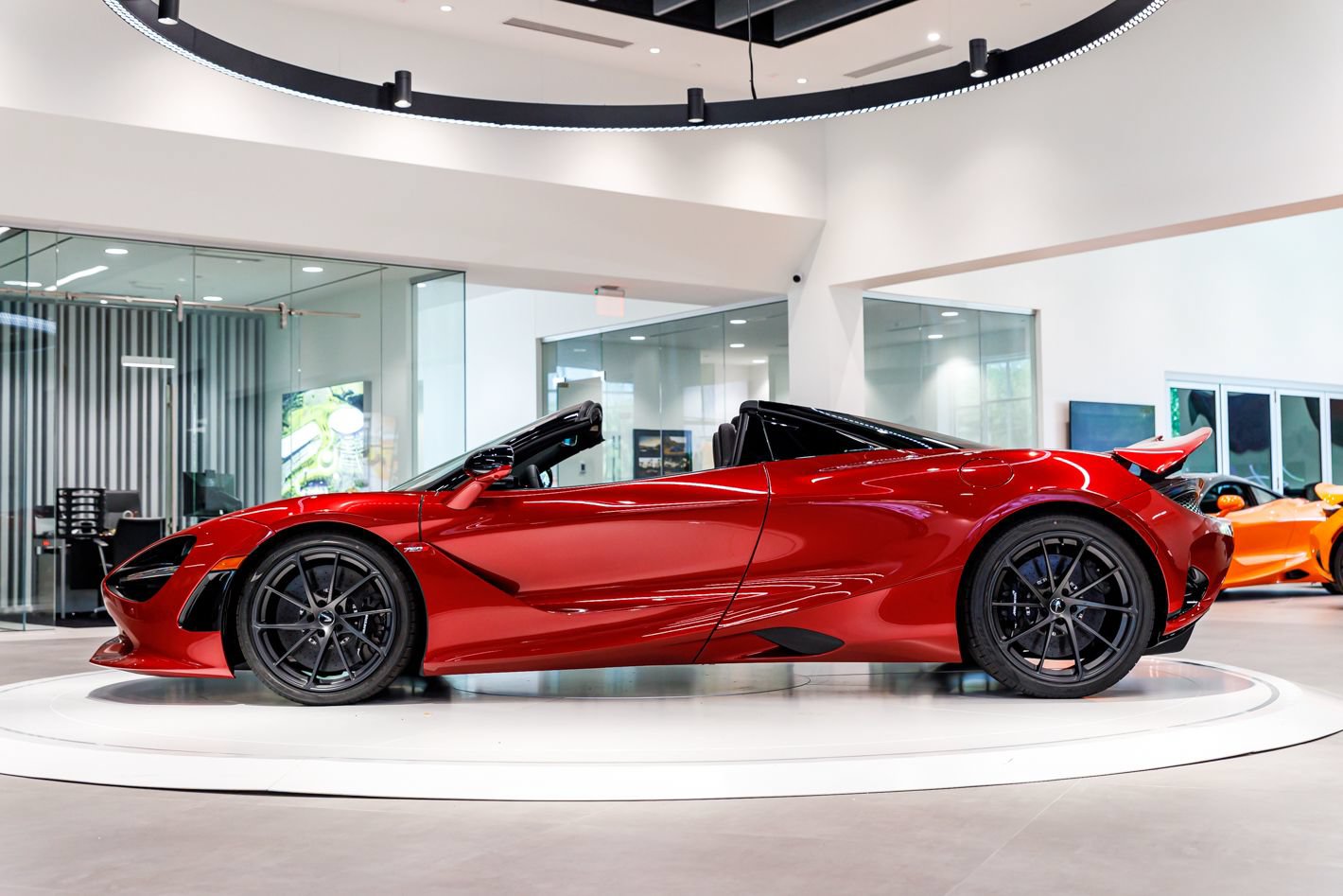 Used 2027 McLaren 750S Spider photo 7