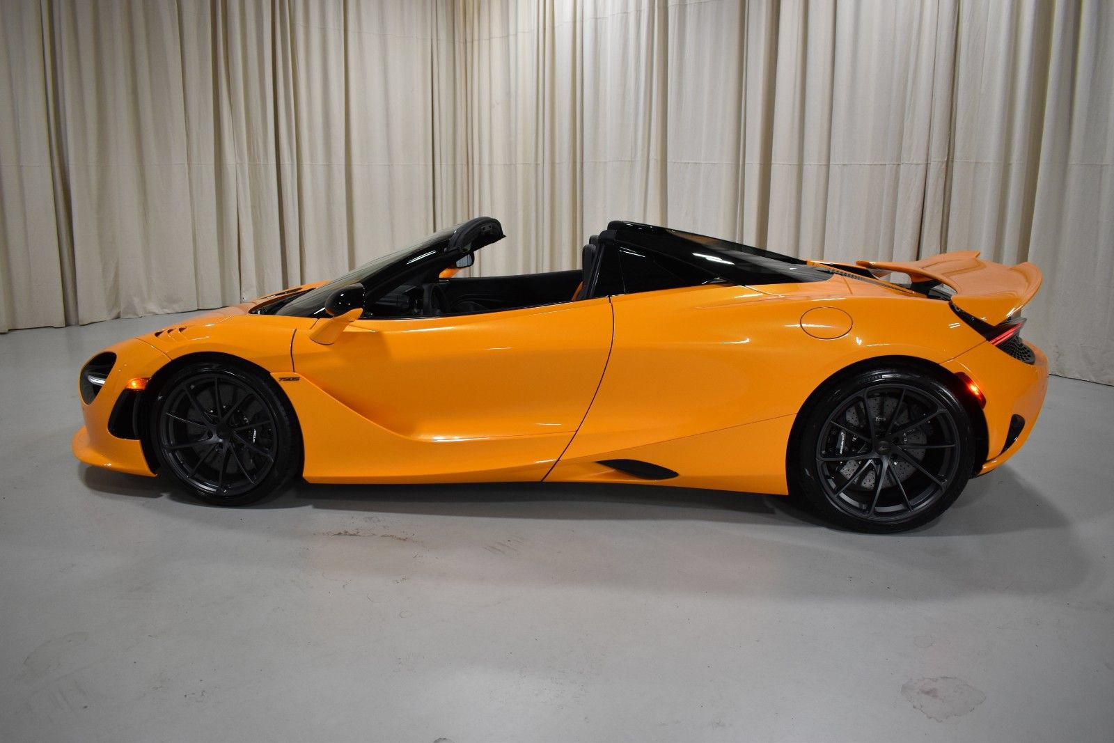 New 2027 McLaren 750S Spider photo 8