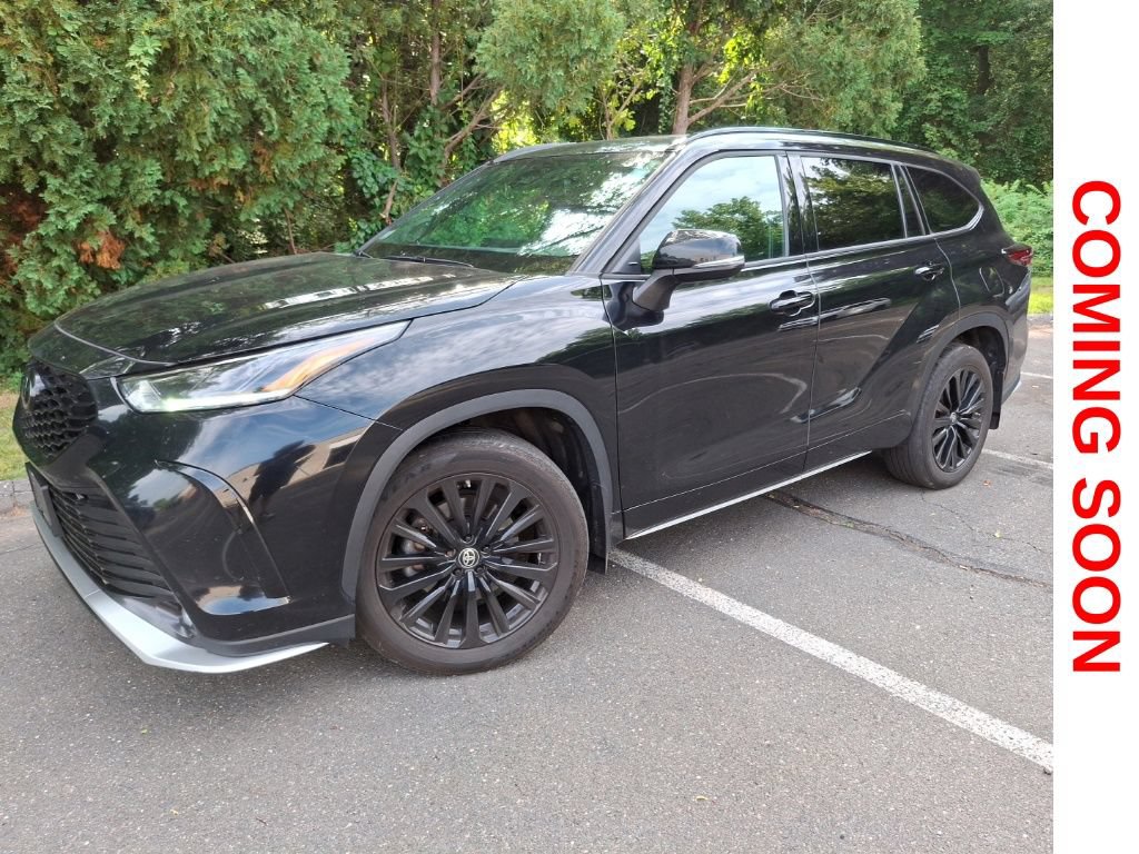 Used 2024 Toyota Highlander XSE