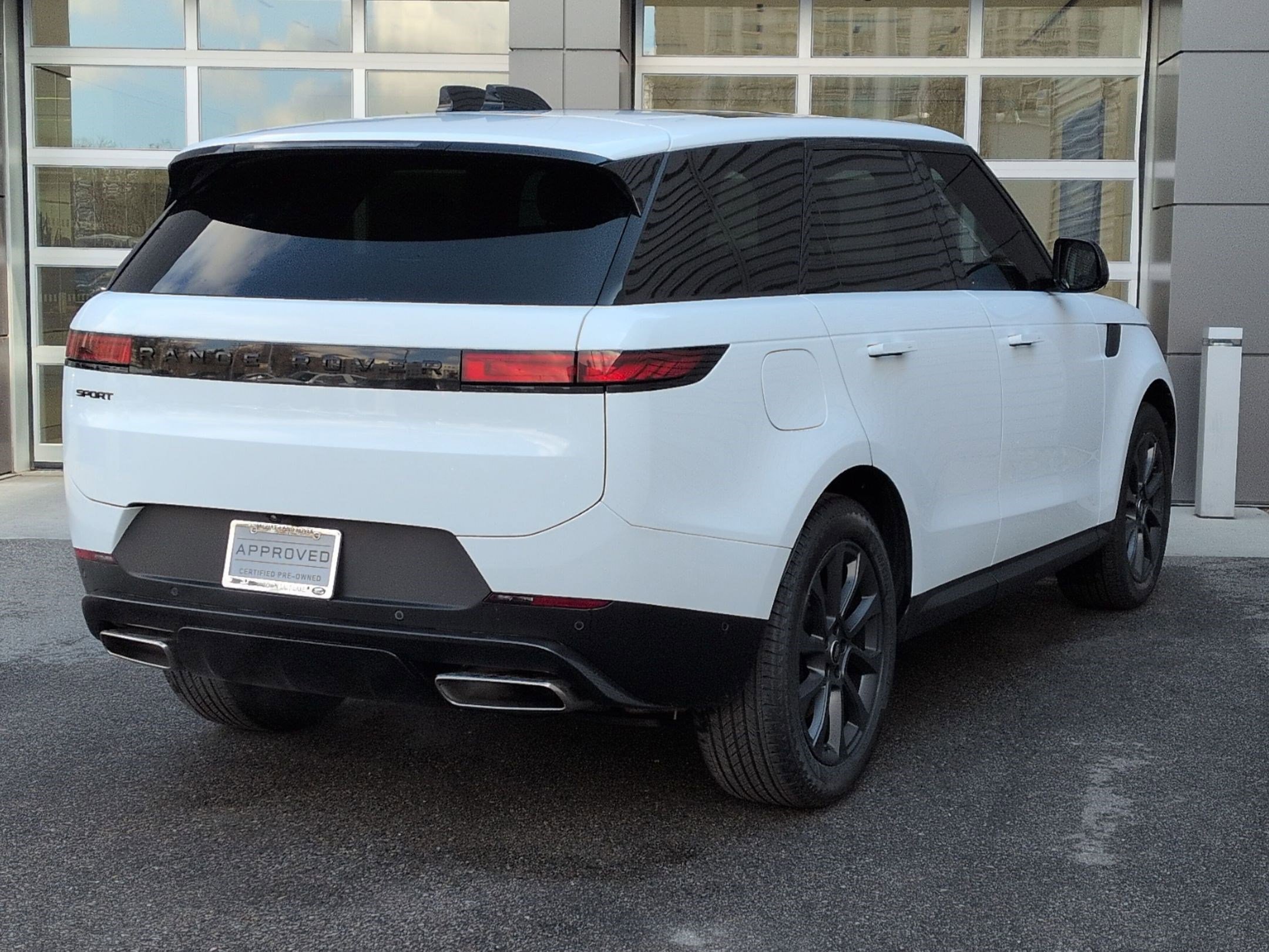 2024 Land Rover Range Rover Sport SE