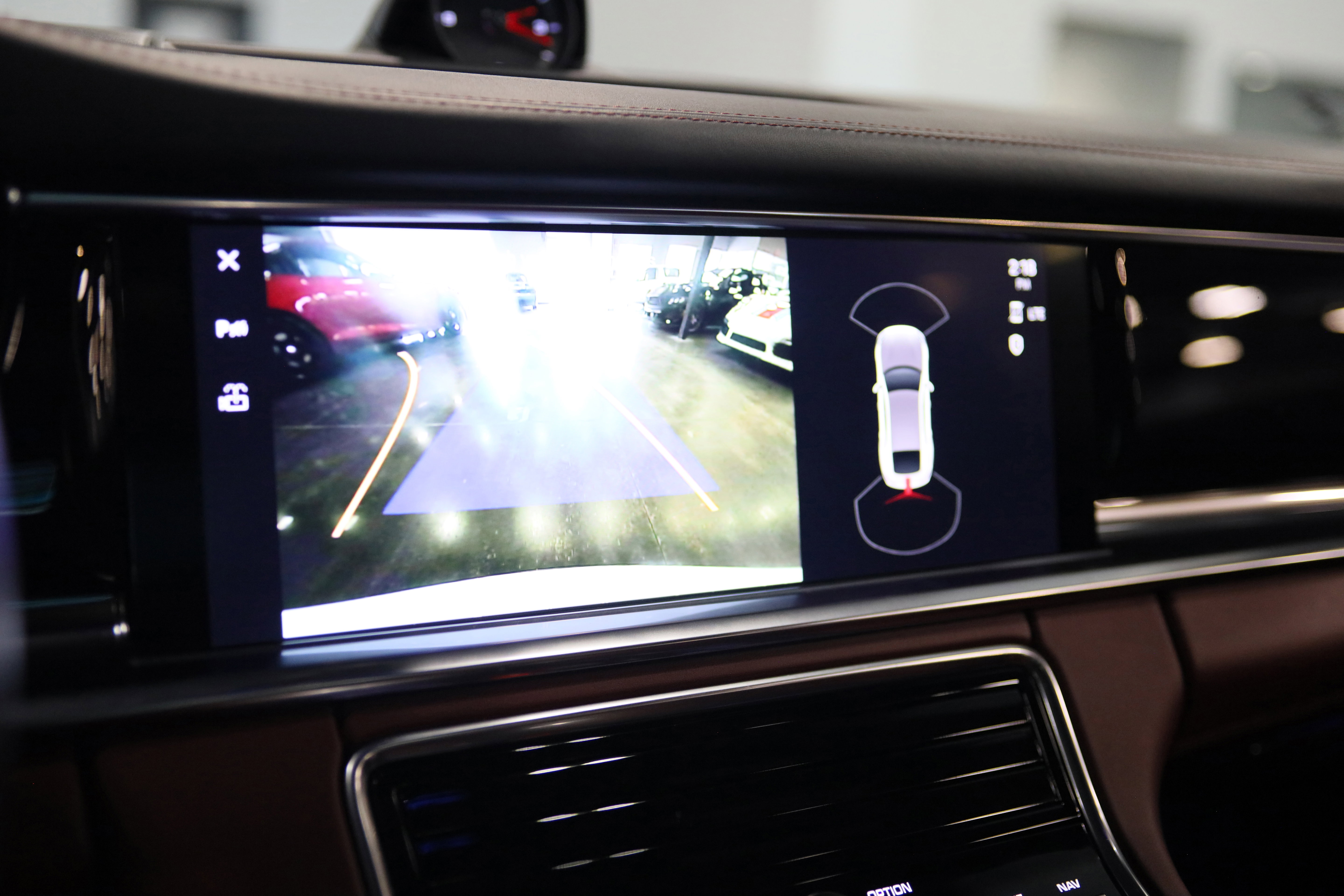 2022 Porsche Panamera 4