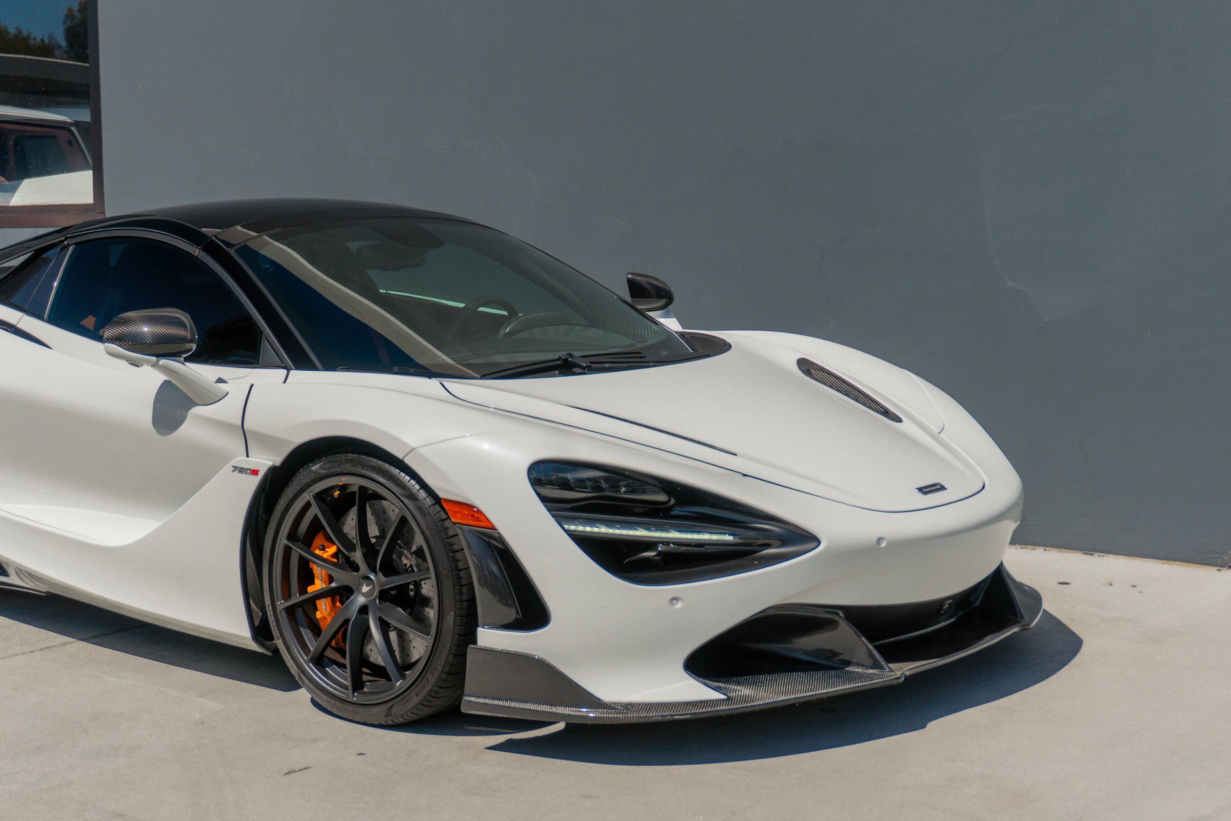 Used 2021 McLaren 720S Spider photo 40