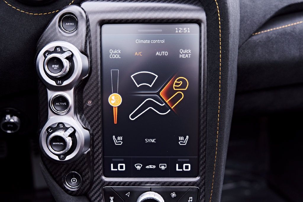 Used 2022 McLaren 765LT photo 96