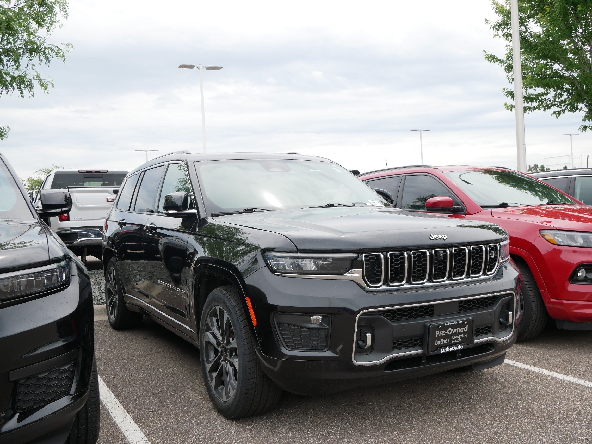 2021 Jeep Grand Cherokee L Overland 4x4 for sale in Brooklyn Center, MN