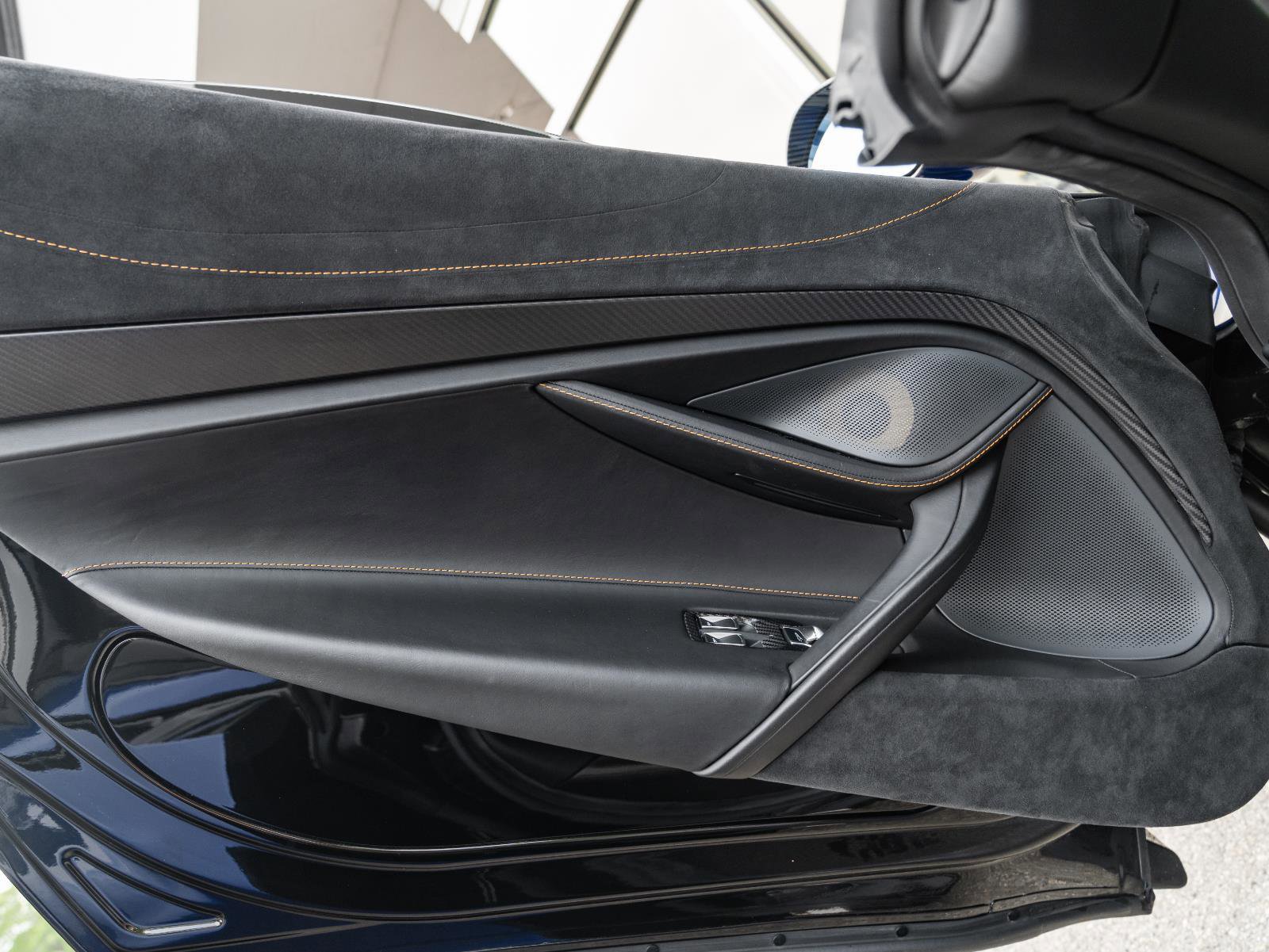 Used 2020 McLaren 720S Luxury photo 33