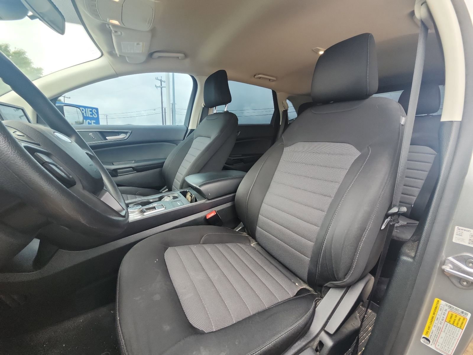 2024 Ford Edge SE
