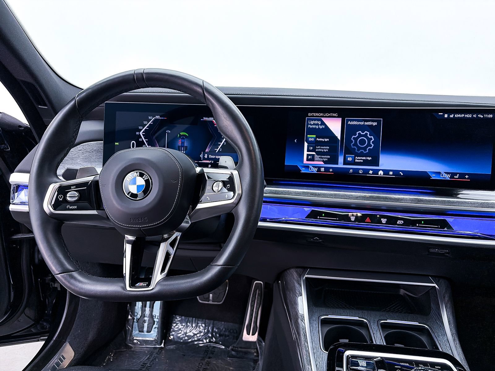 2023 BMW 760i xDrive