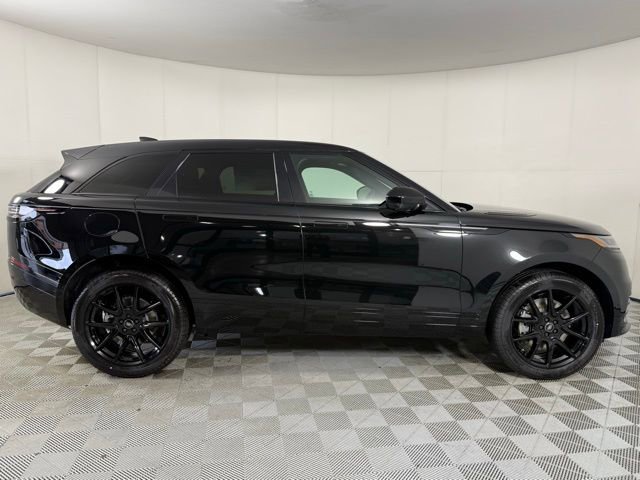 2026 Land Rover Range Rover Velar Dynamic SE