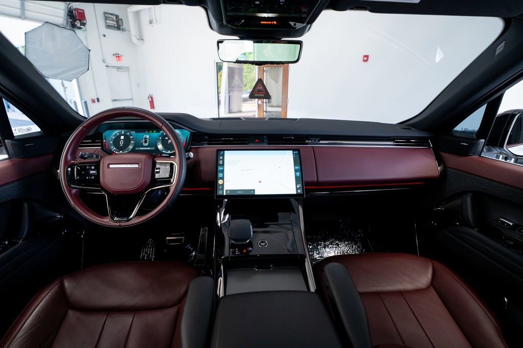 2025 Land Rover Range Rover Sport Dynamic SE