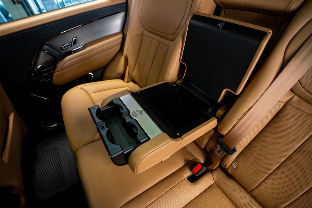 2023 Land Rover Range Rover Sport SE