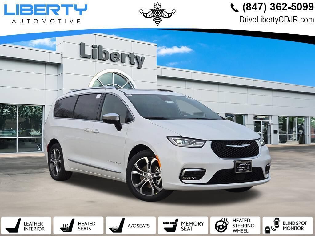 New 2026 Chrysler Pacifica Pinnacle w/ Trailer Tow Group