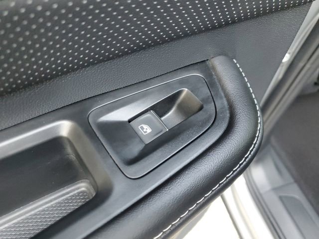 2026 Volkswagen Atlas Cross Sport SEL R-Line