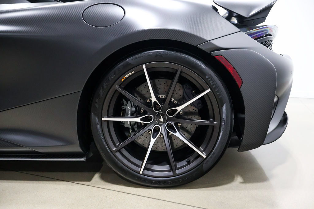 Used 2022 McLaren 765LT photo 48