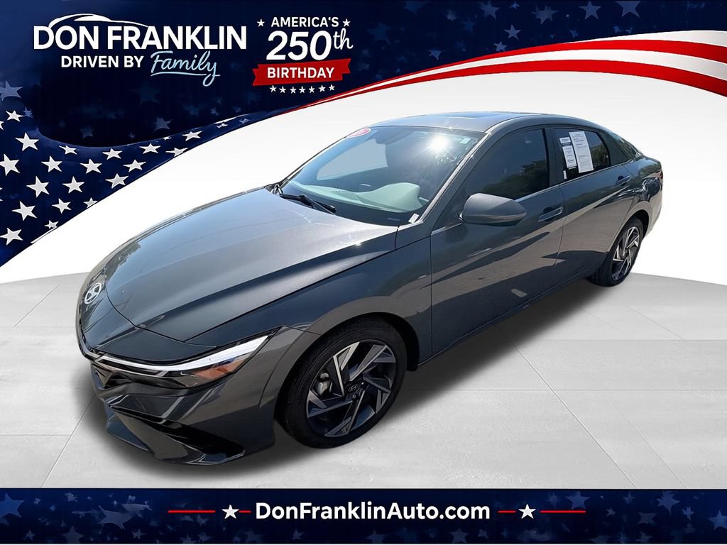 Used 2024 Hyundai Elantra SEL w/ Convenience Package