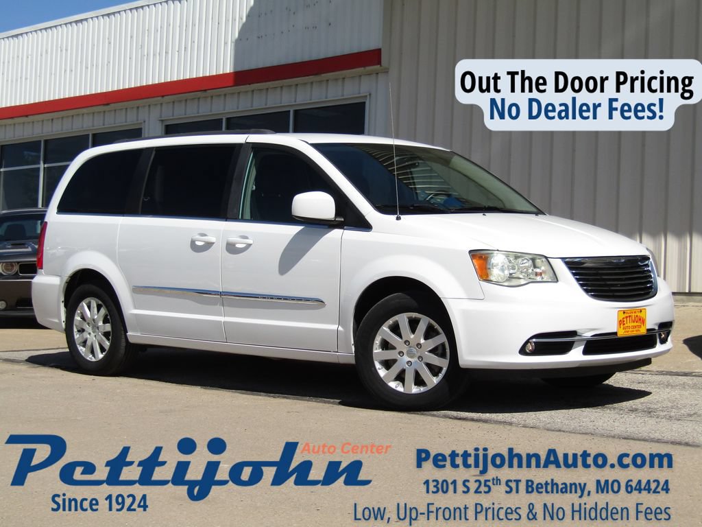 Used 2016 Chrysler Town & Country Touring
