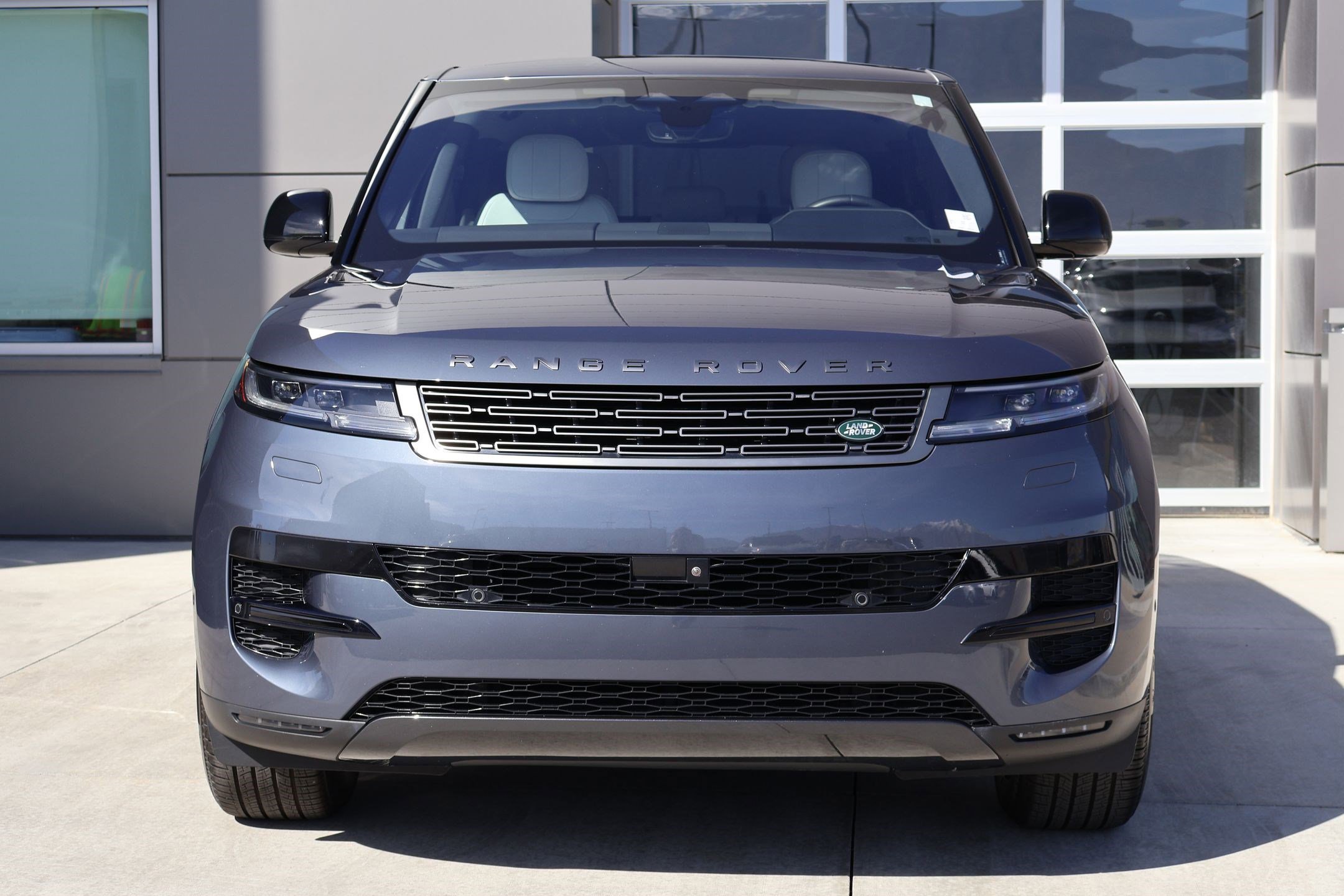 2023 Land Rover Range Rover Sport SE