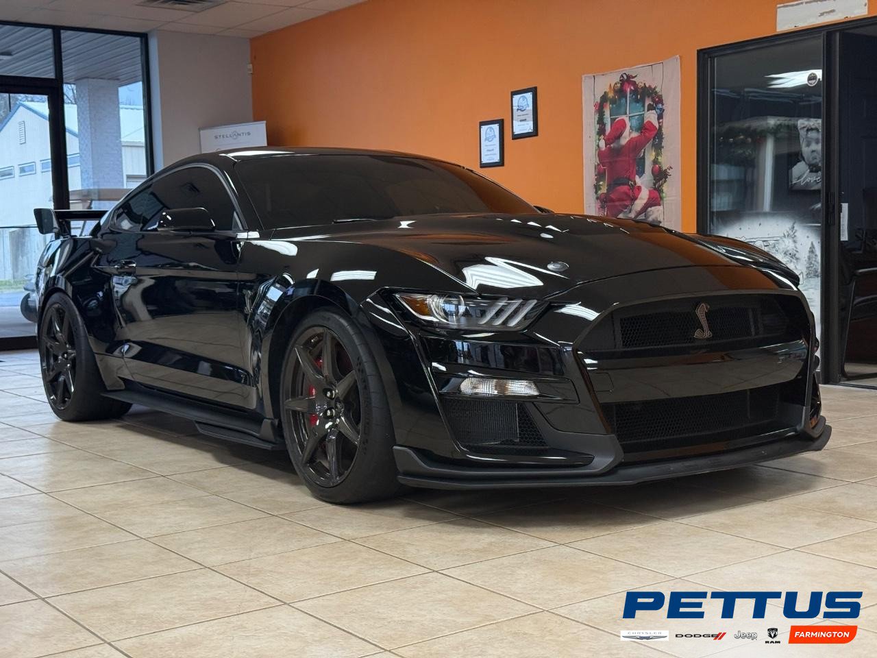 Used 2020 Ford Mustang Shelby GT500 w/ Carbon Fiber Track Pack