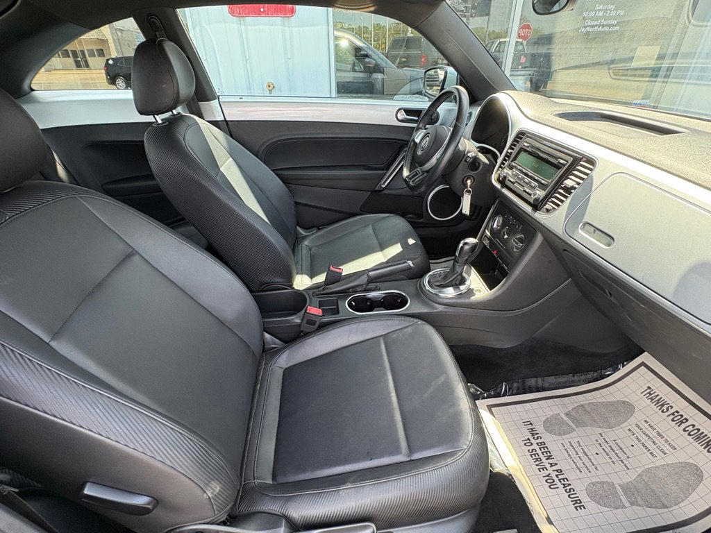 2012 Volkswagen Beetle 2.5