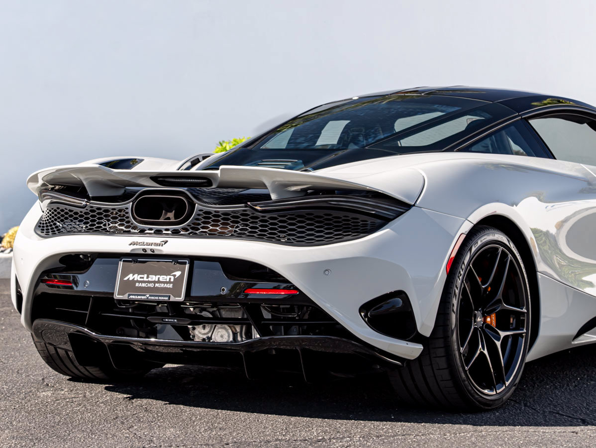 Used 2025 McLaren 750S photo 8