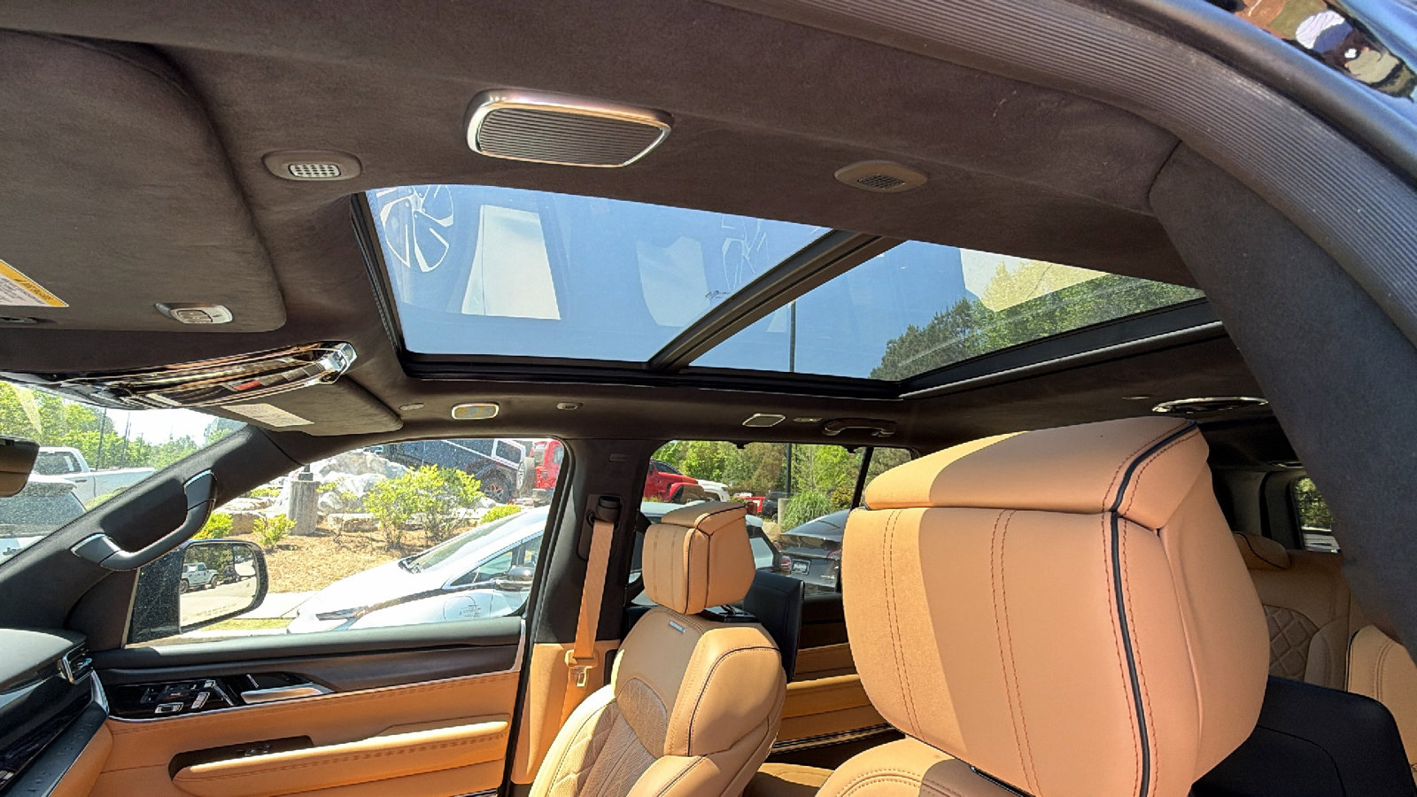 2025 Jeep Grand Wagoneer Series III