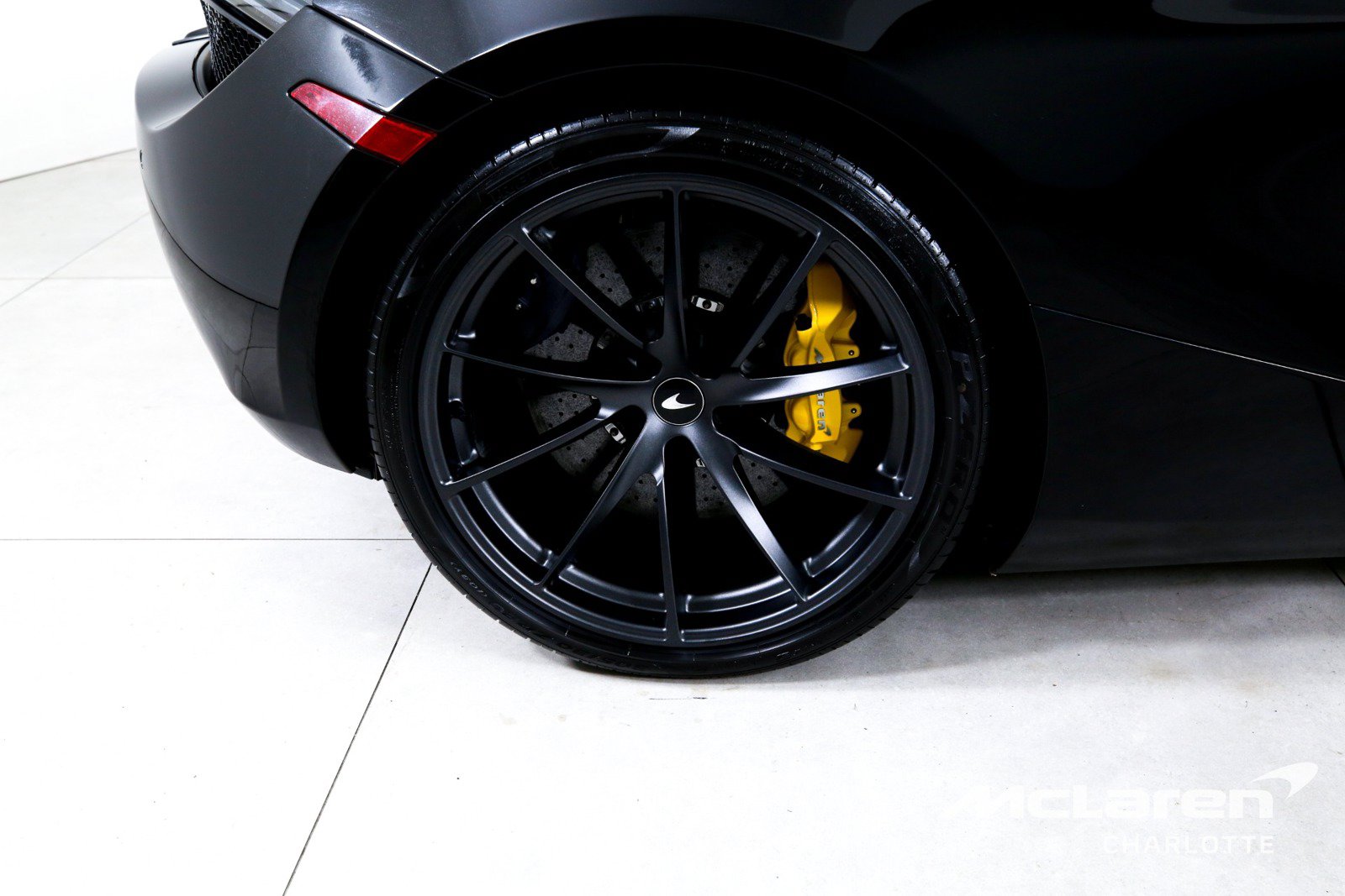 Used 2022 McLaren 720S Spider photo 24