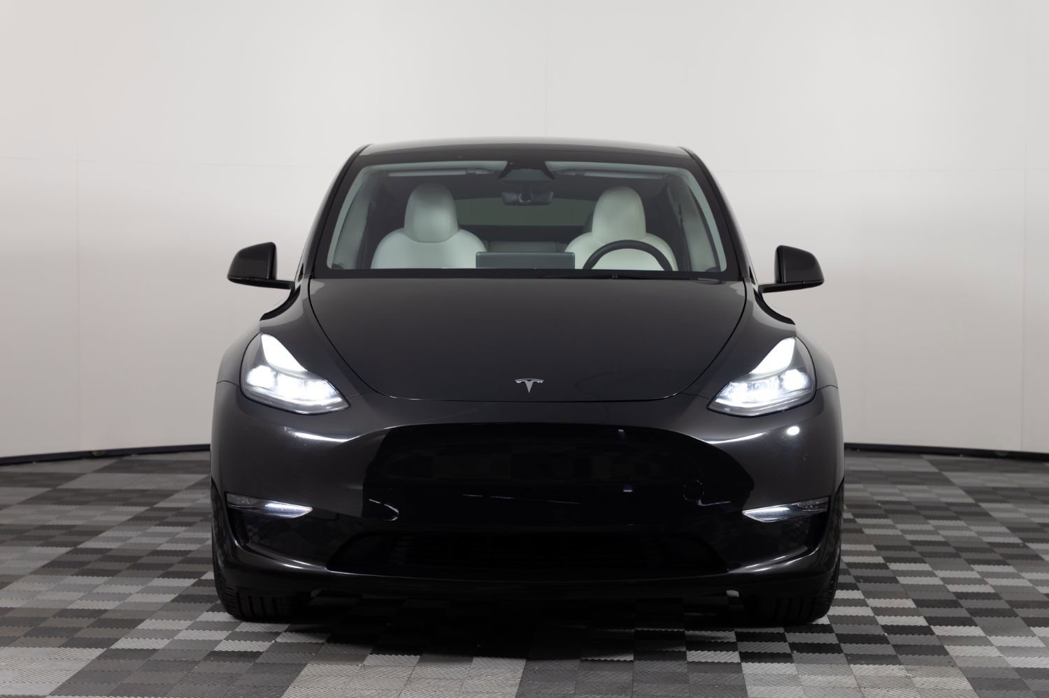 2024 Tesla Model Y Performance