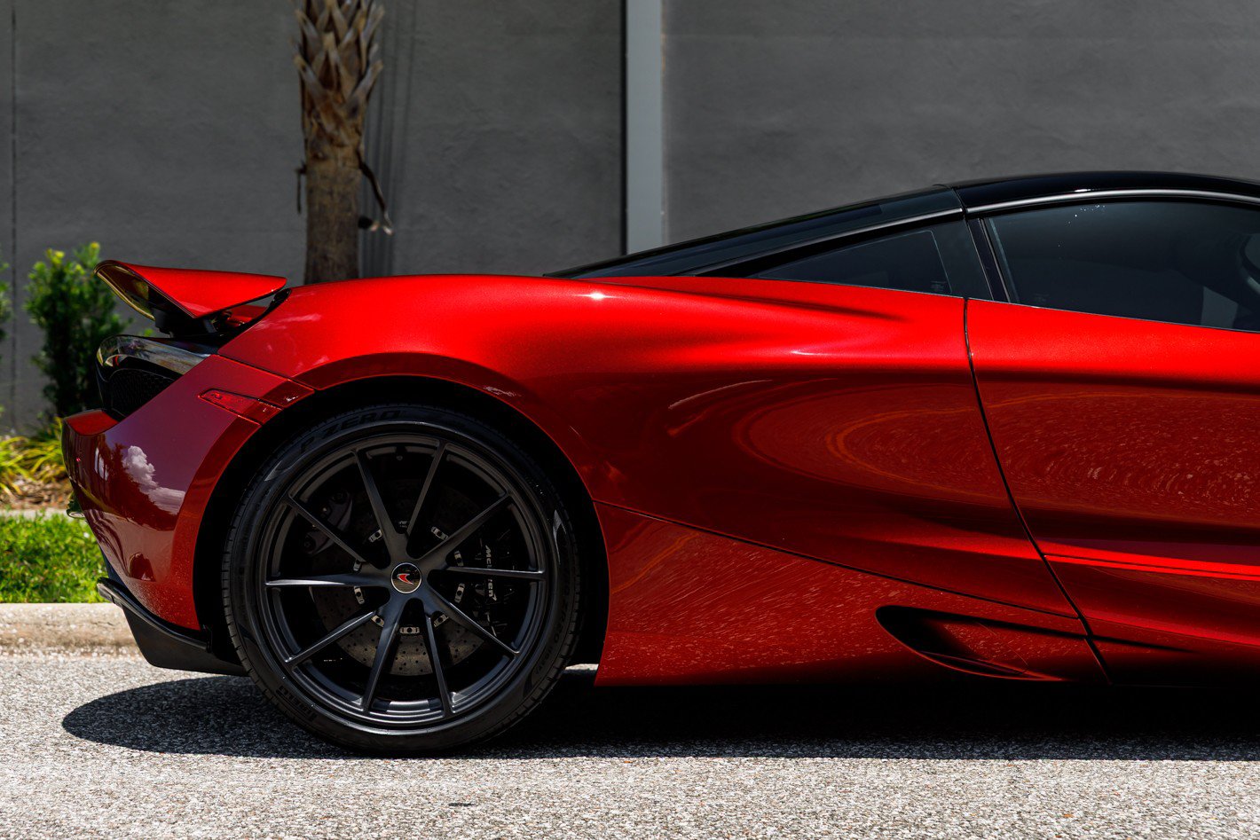 Used 2018 McLaren 720S Luxury photo 34