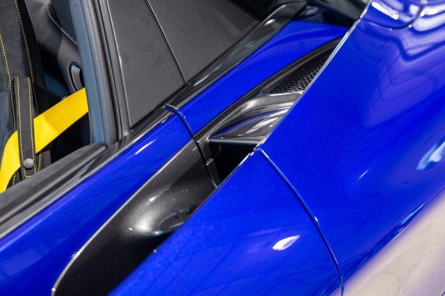 Used 2021 McLaren 720S Performance photo 17