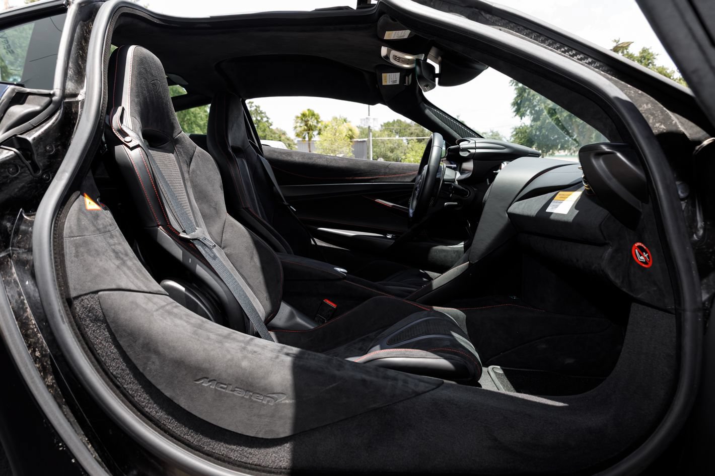 Used 2025 McLaren 750S photo 59