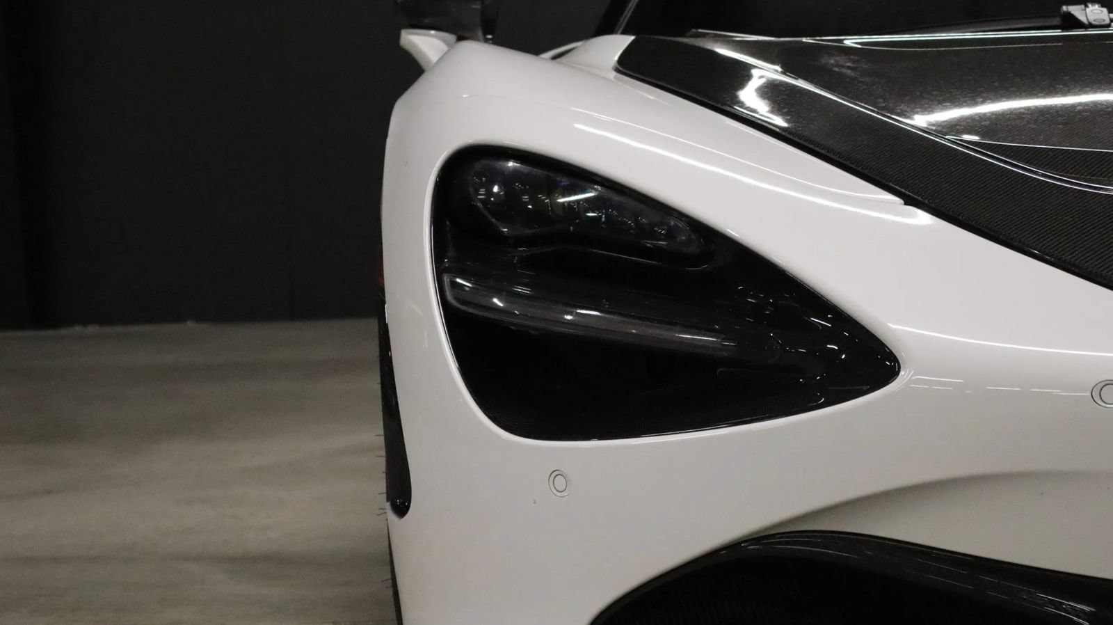 Used 2019 McLaren 720S photo 8