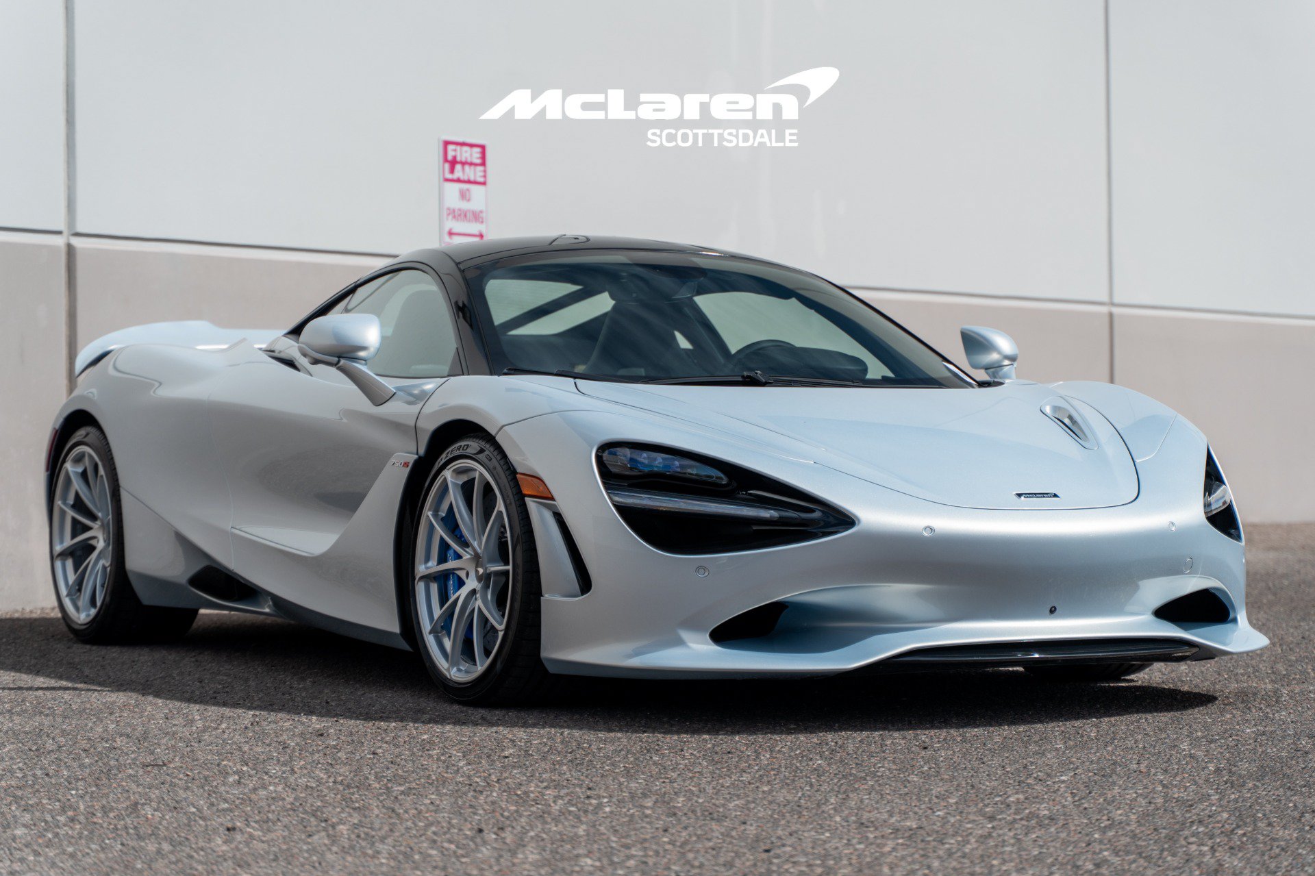 New 2026 McLaren 750S photo 9