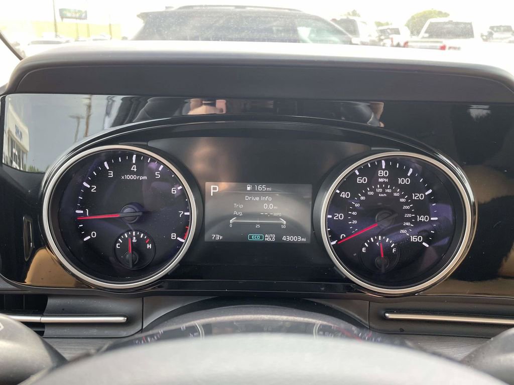 2024 Kia Carnival EX