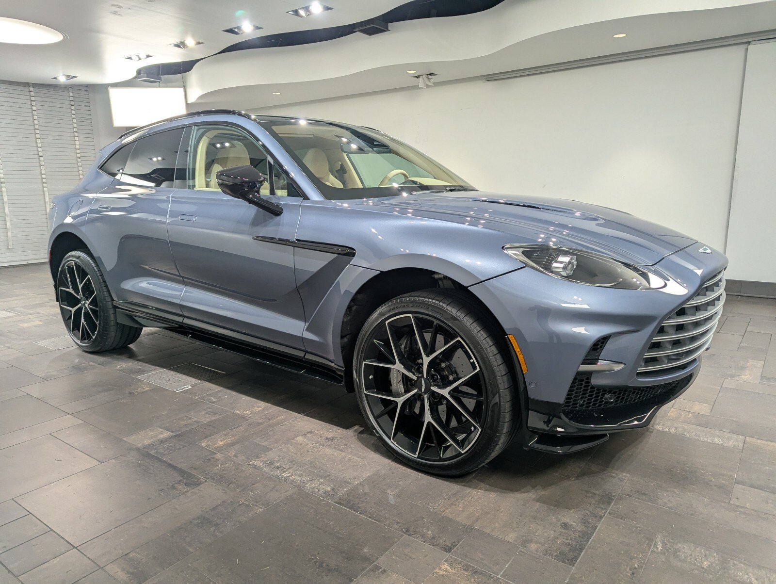 New 2026 Aston Martin DBX 707