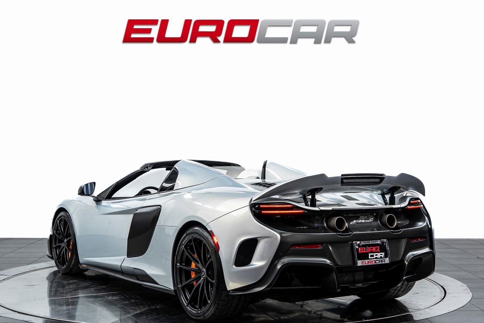 Used 2016 McLaren 675LT Spider 4