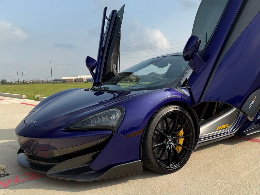 Used 2020 McLaren 600LT Spider photo 13