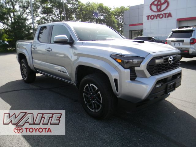 Used 2025 Toyota Tacoma TRD Sport
