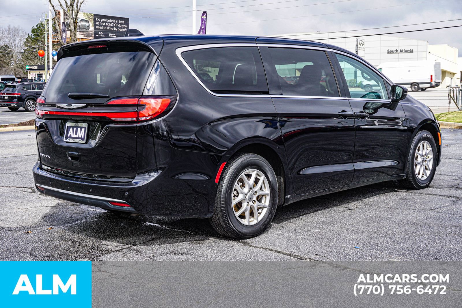 2024 Chrysler Pacifica Touring-L