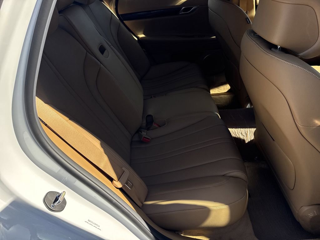 2026 Genesis G80 2.5T