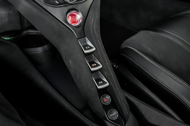 Used 2018 McLaren 720S photo 37