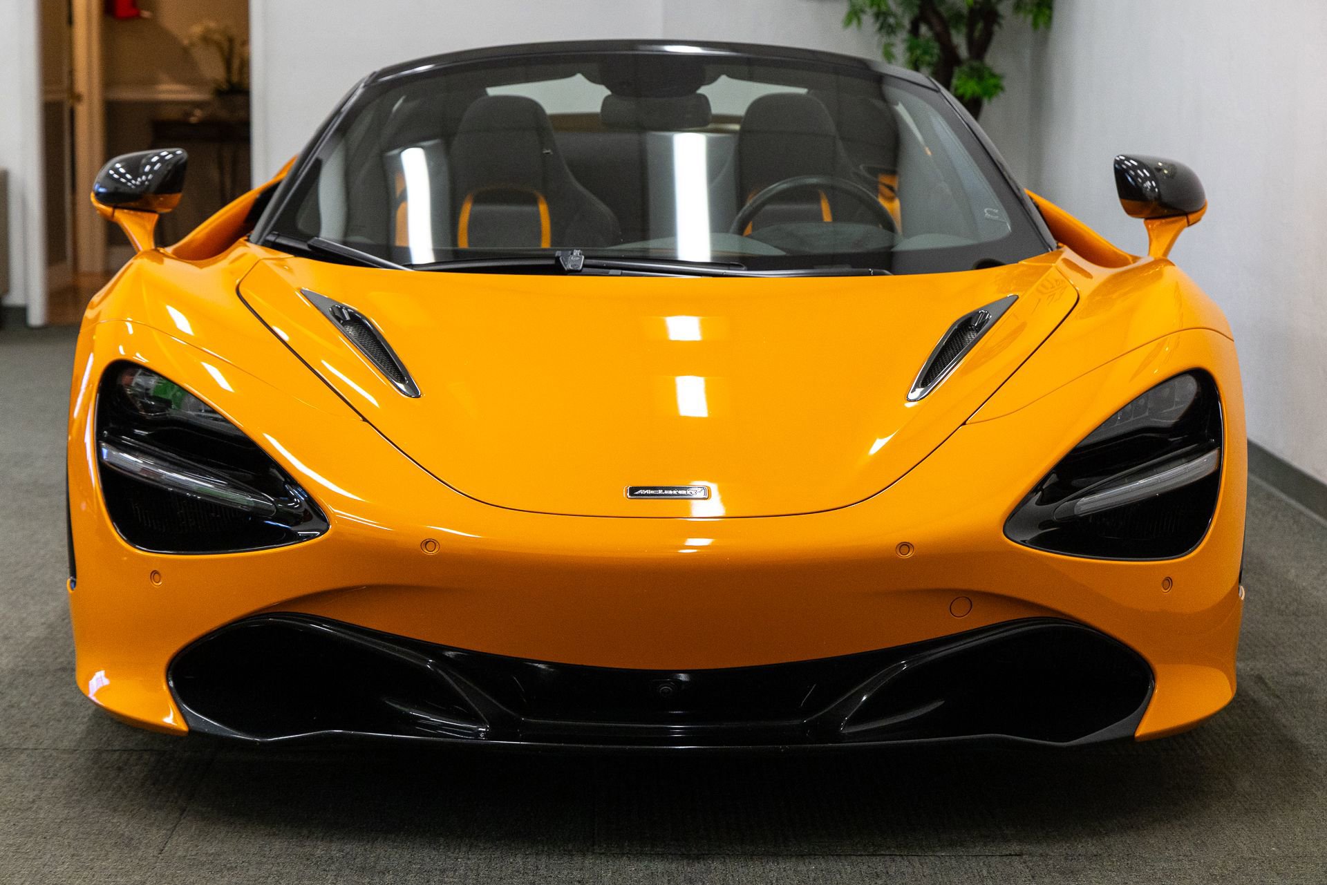 Used 2020 McLaren 720S Performance photo 11