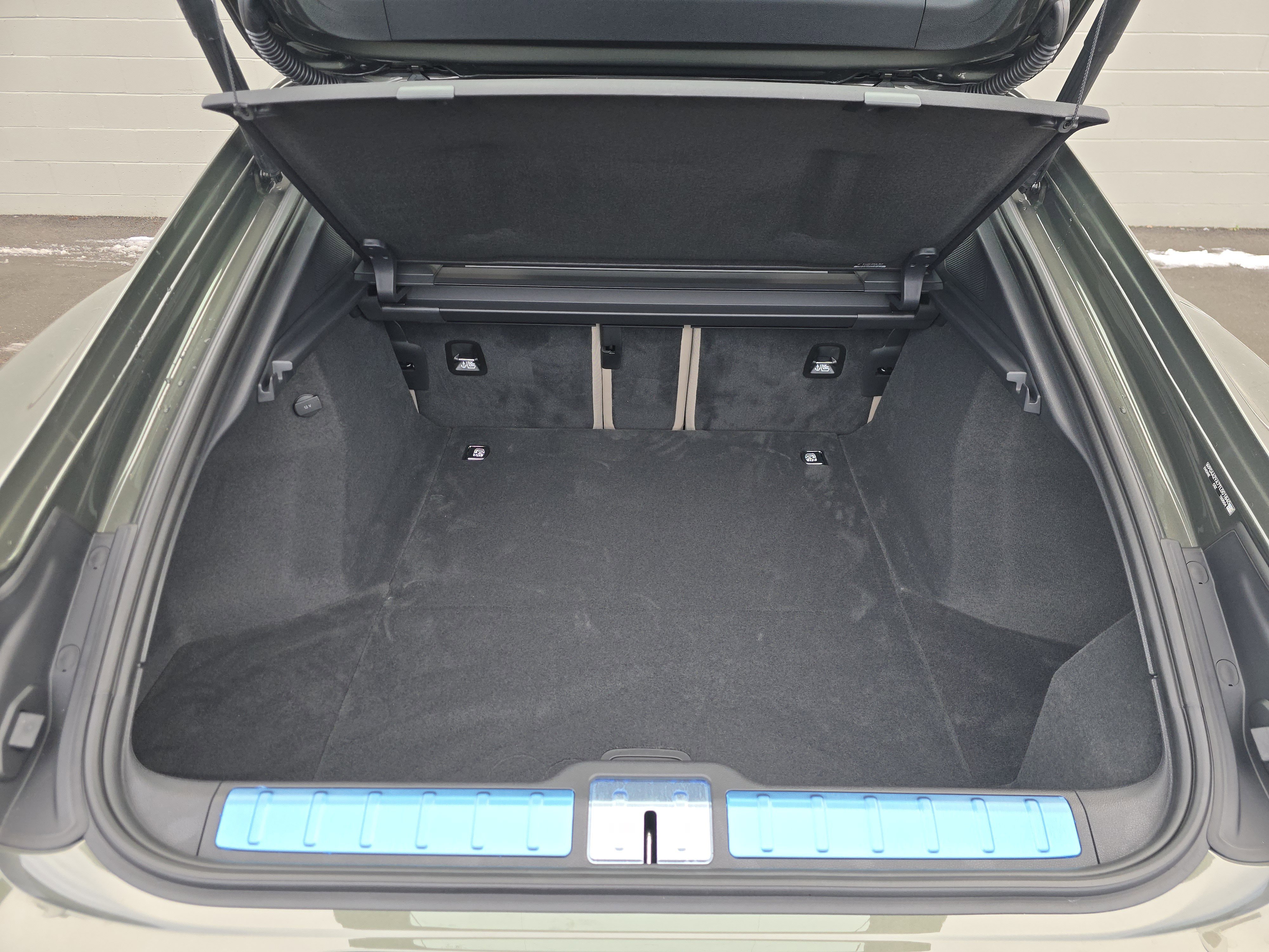 2026 Porsche Panamera 4