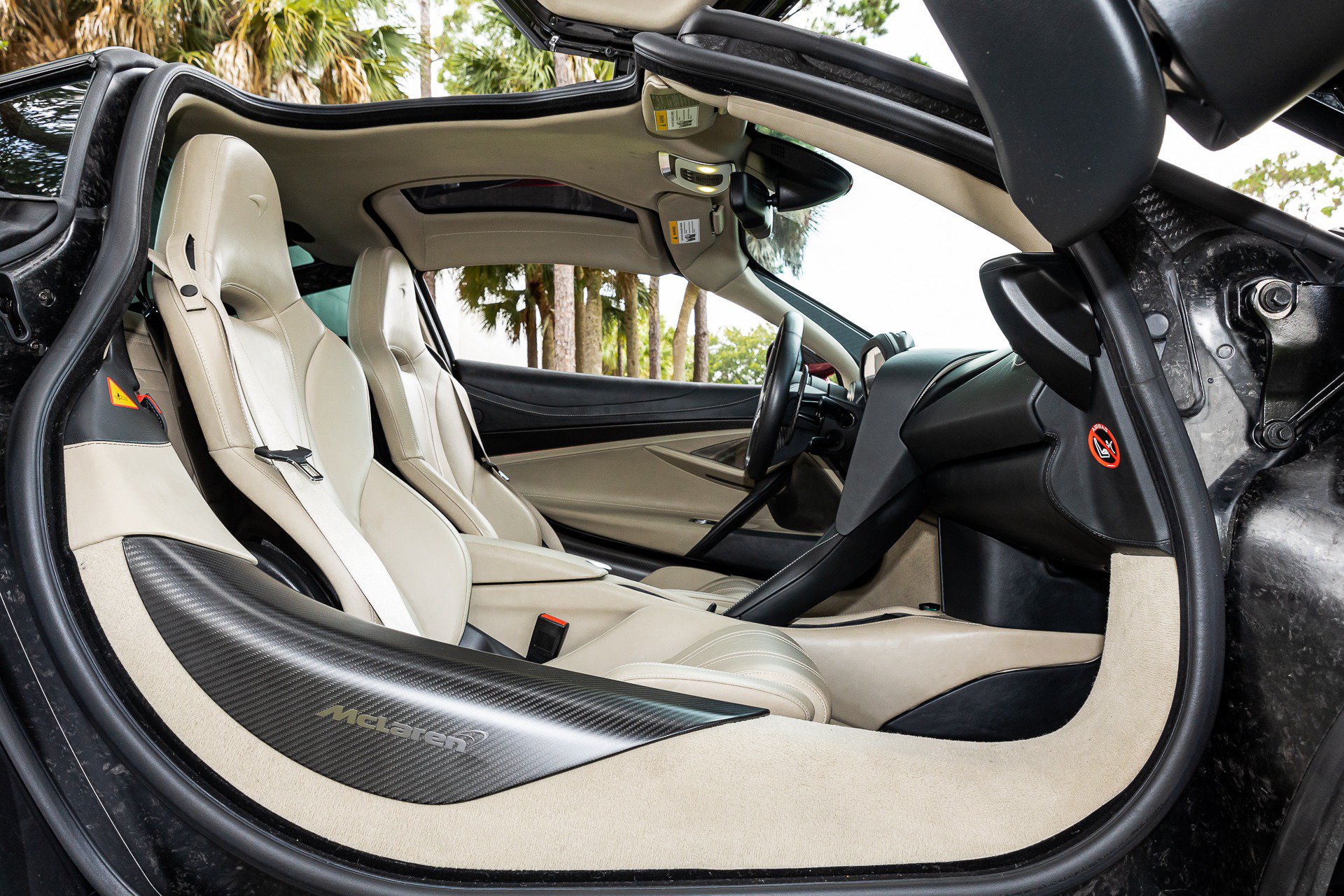 Used 2018 McLaren 720S Luxury photo 51
