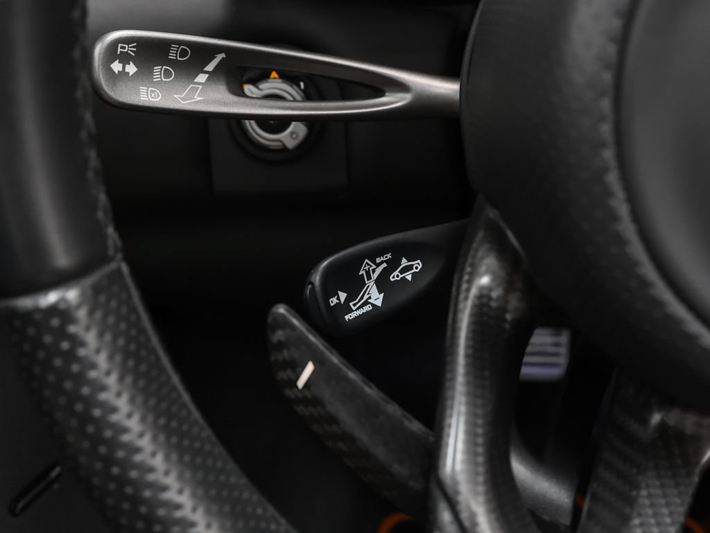 Used 2016 McLaren 675LT Spider photo 53
