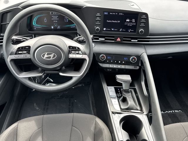 2025 Hyundai Elantra Blue