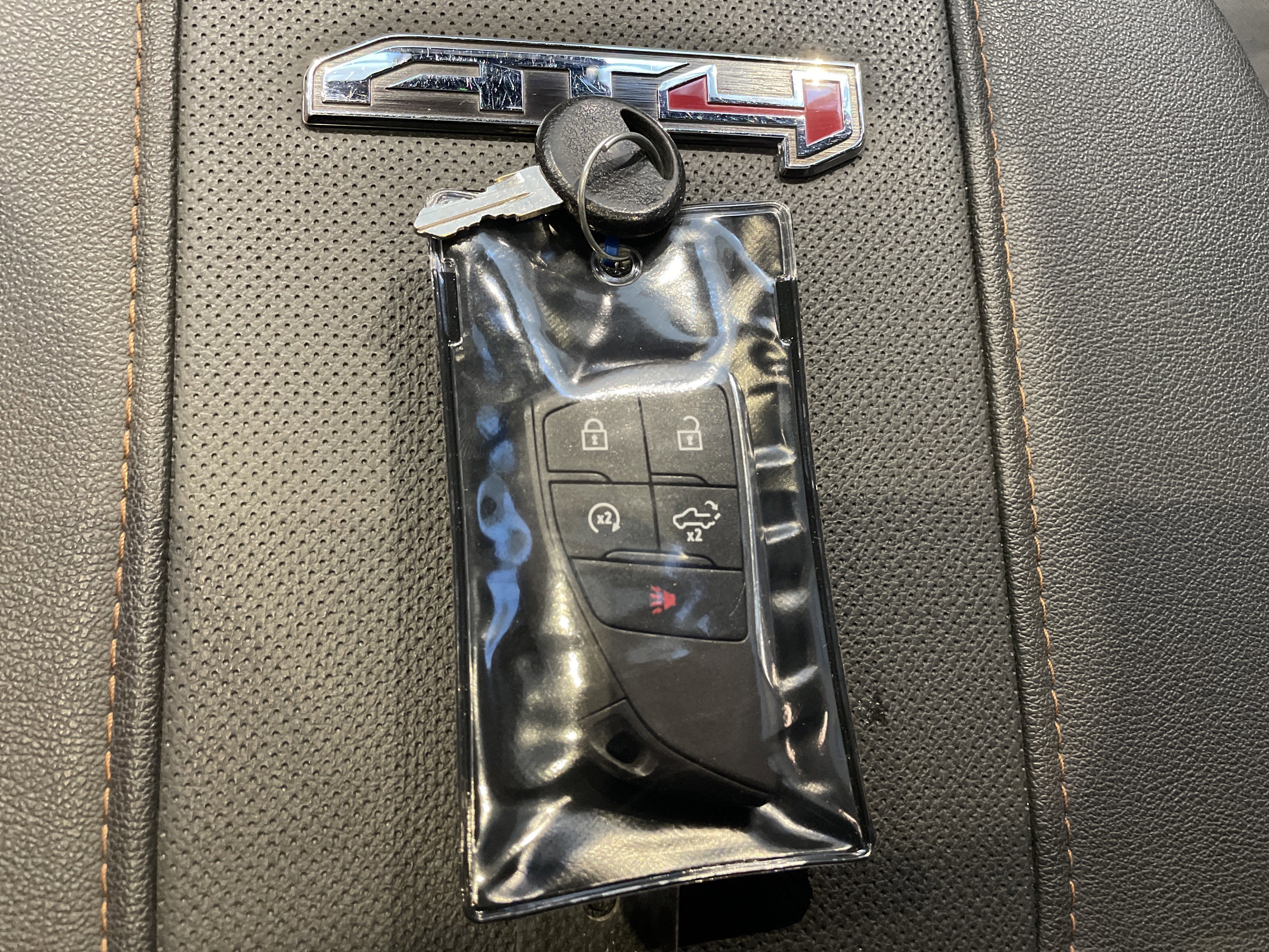 2024 GMC Sierra 2500 AT4