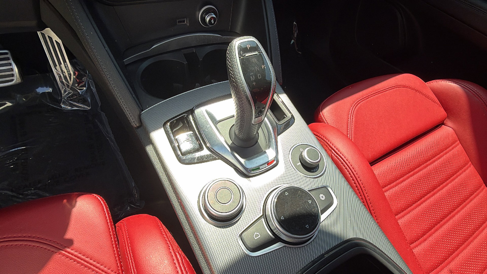 2025 Alfa Romeo Stelvio Sprint